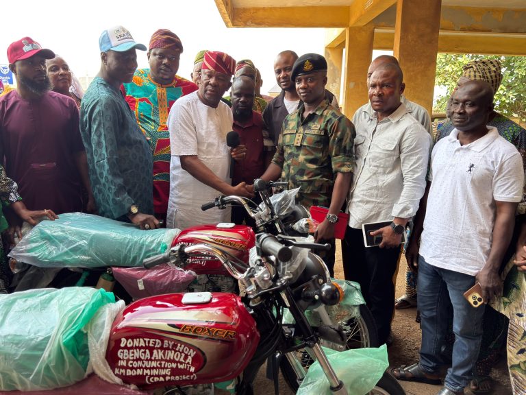 Oyo: Saki West LG, KM Don Mining Donate Motorcycles to Nigerian Army, Reinforce Makinde’s Security Drive